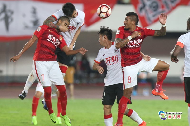 南方球员接连击败对手，取得胜利的简单介绍