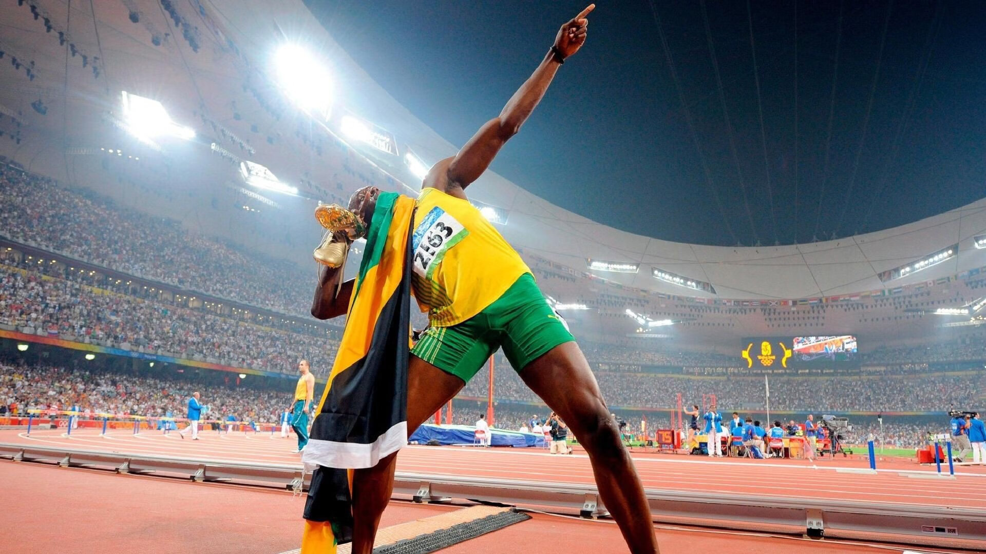 跨界胜利，从篮球场到F1赛道，辽宁与班凯罗的双重征服