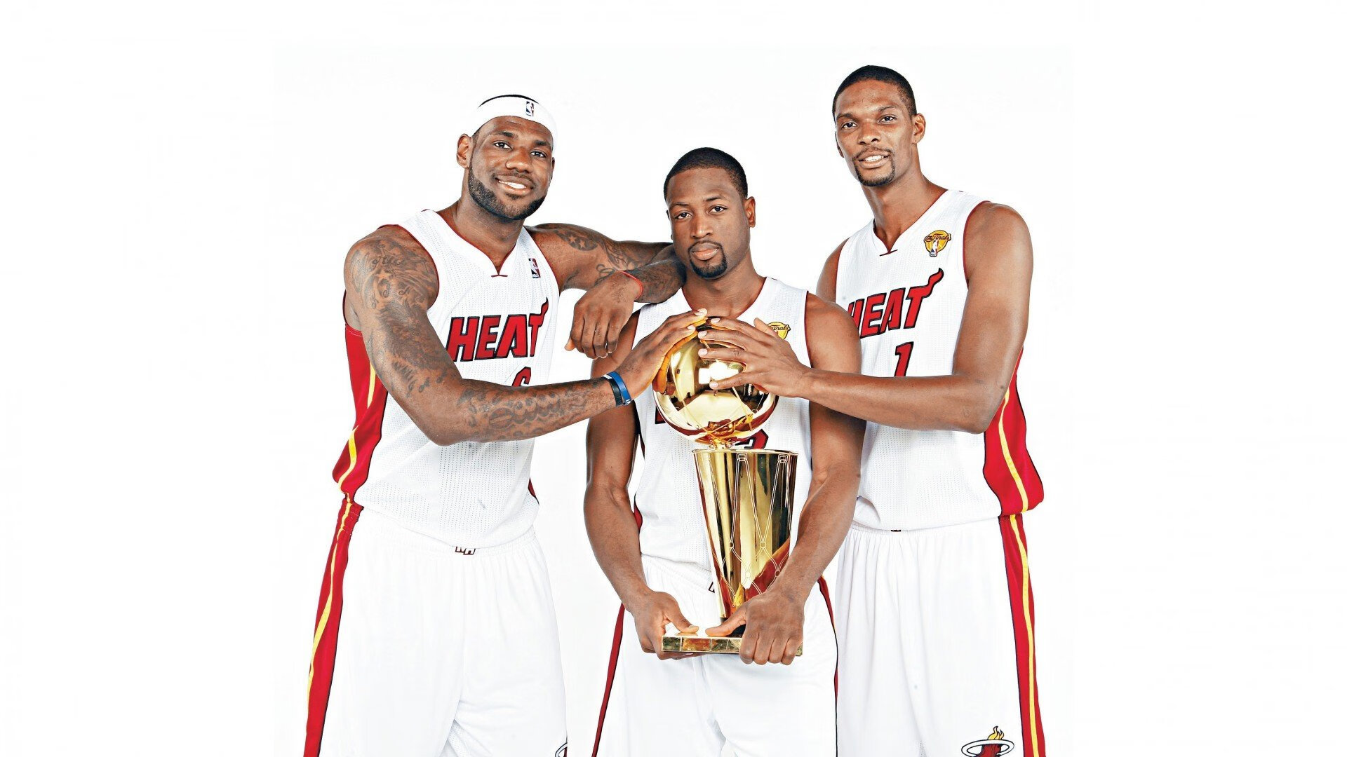 霍勒迪持续制造杀伤，老鹰展翅击落上海队