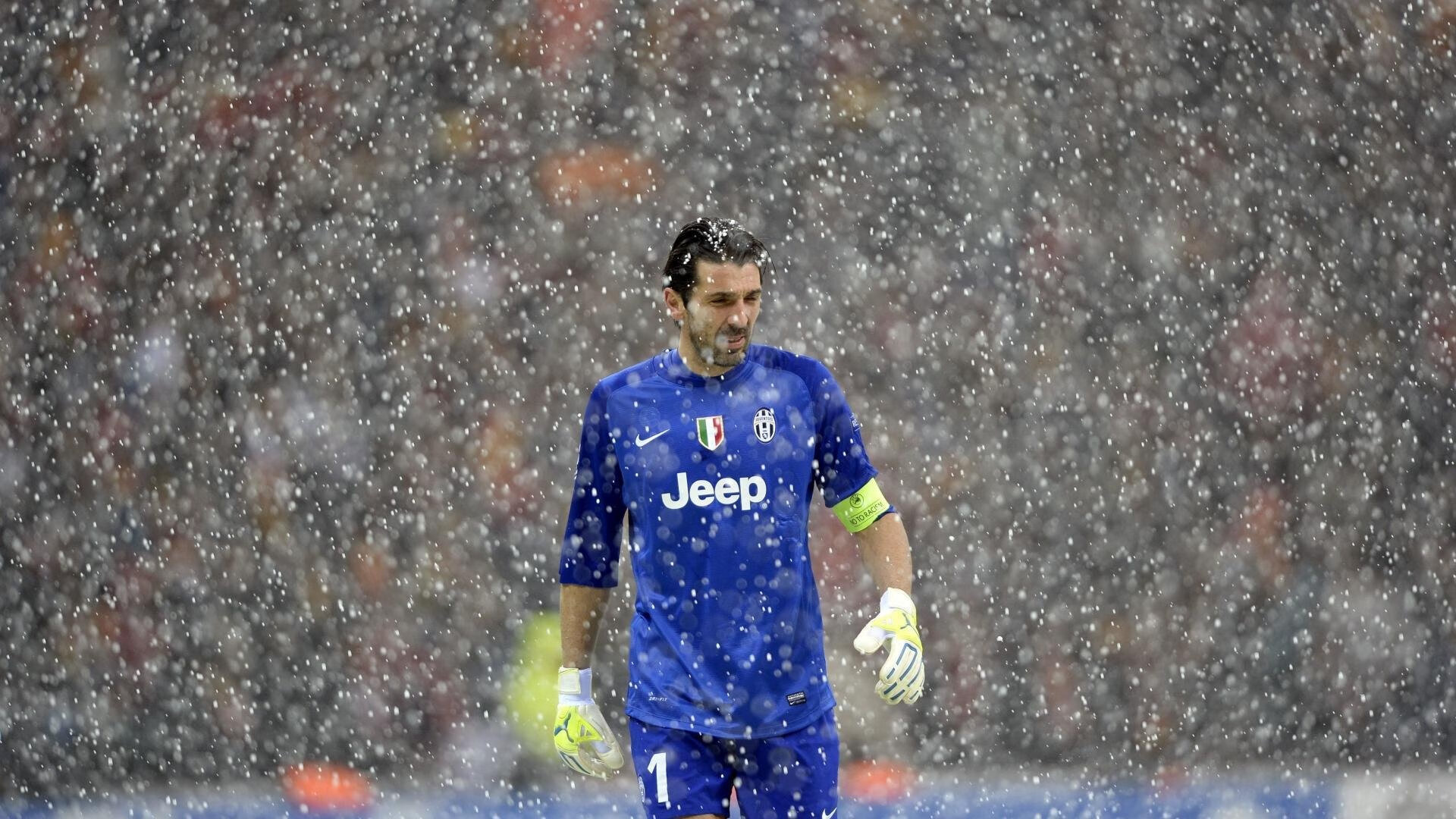 维京风暴席卷伊蒂哈德，当挪威的冰雪碾过曼城的黄金时代，哈兰德用惊世骇俗定义唯一