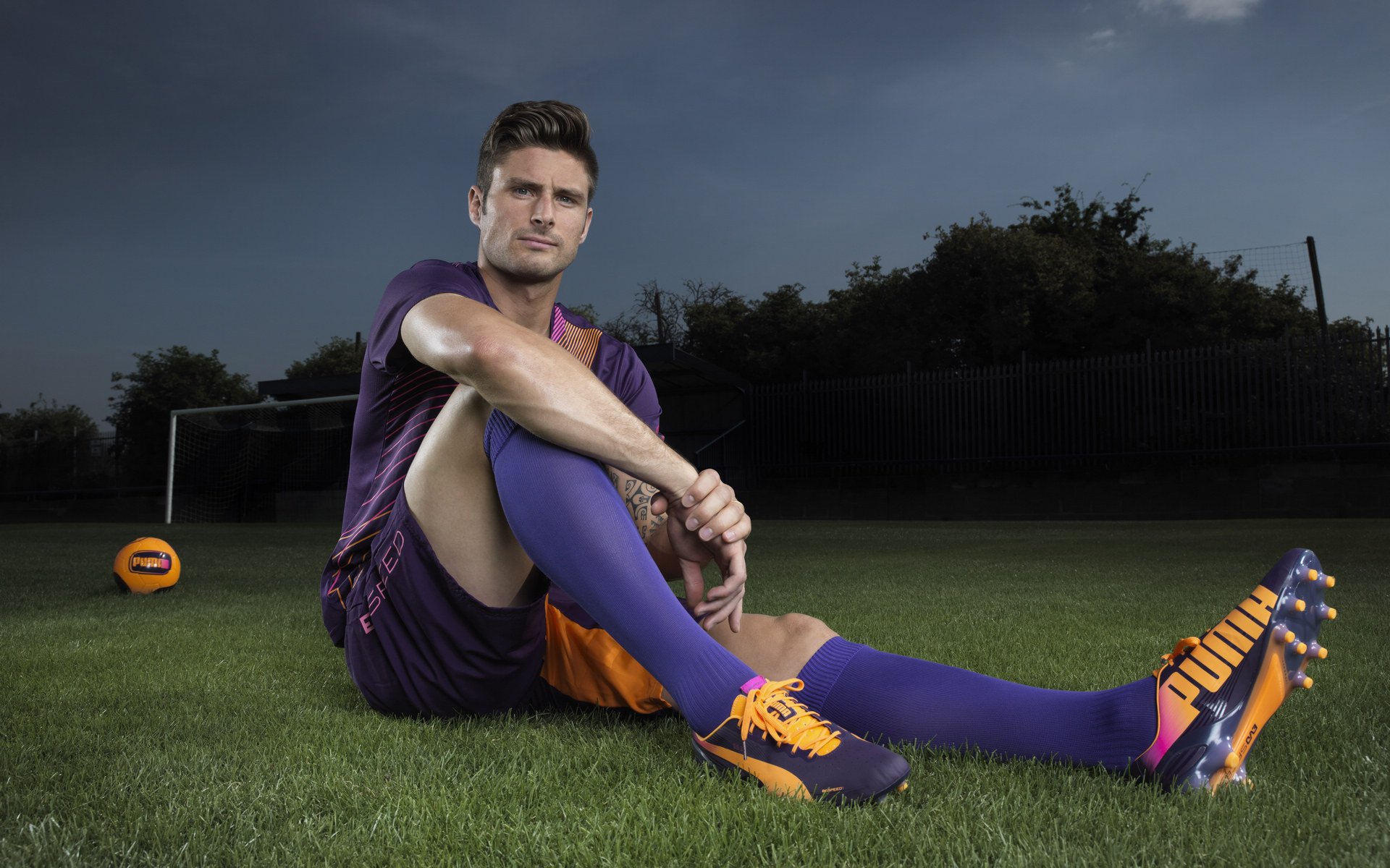 维也纳的冷雨夜，梁靖崑关键制胜，奥地利队完胜中国队的背后启示